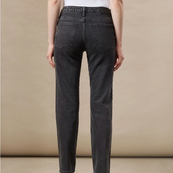 The Cyndi Straight Jean in Washed Black - Picture 2 of 2